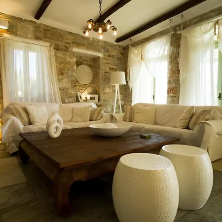 Lithos Private Estate