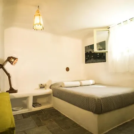 Private Estate * Santa Maria (Paros)