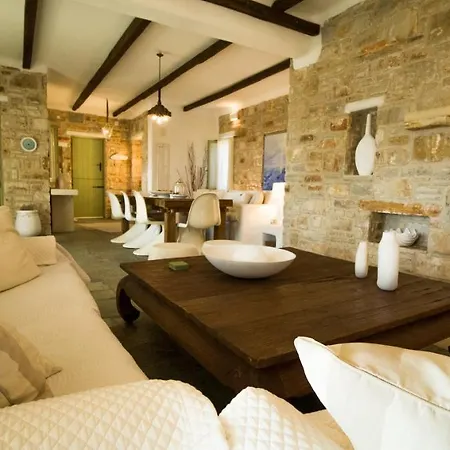 Lithos Private Estate