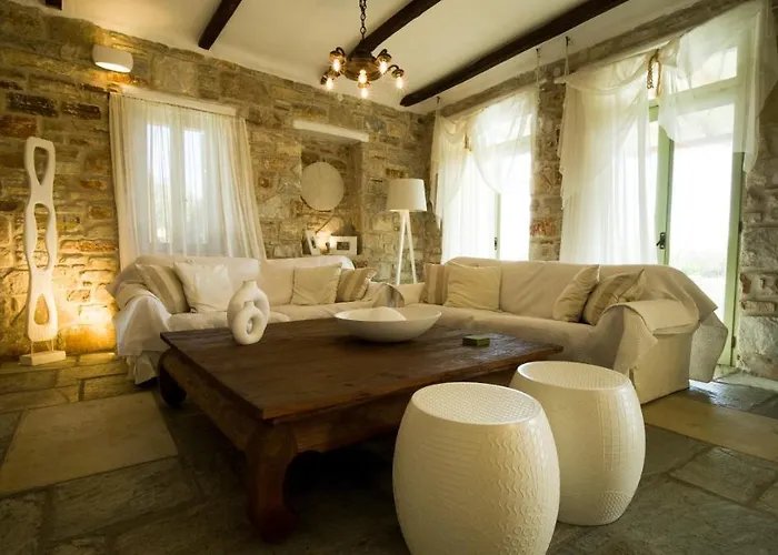 Lithos Private Estate