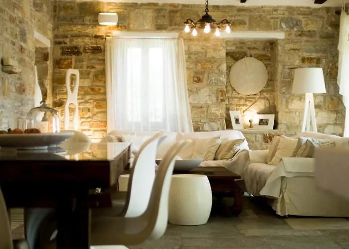 Lithos Private Estate *