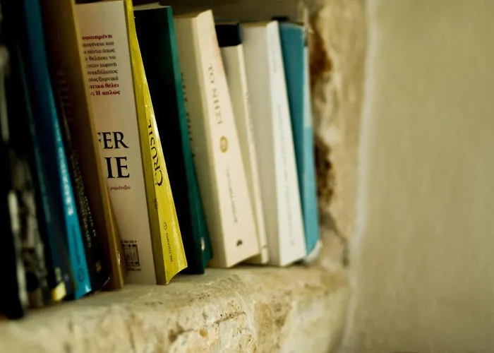 Lithos Private Estate Villa